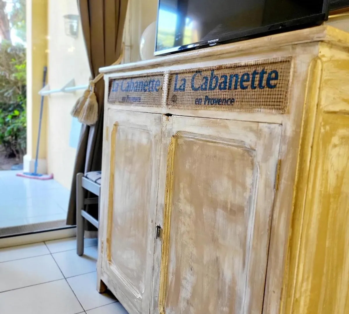Studio 4 Personnes Sur La Presqu'Ile De Giens Avec Piscine Et Acces Direct Sur La Plage Hyeres France
